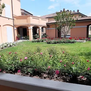 A Casa San Pietro - Bilocale Centro Storico - Cyclist-friendly Castel San Pietro Terme